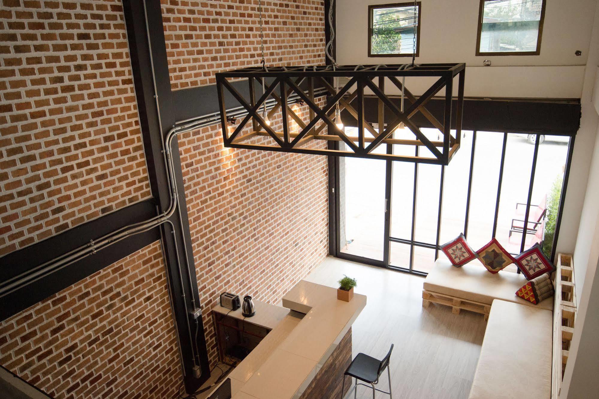 Allsum Hostel Phra Nakhon Si Ayutthaya Luaran gambar