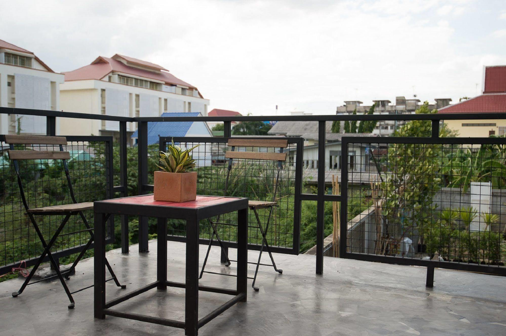 Allsum Hostel Phra Nakhon Si Ayutthaya Luaran gambar